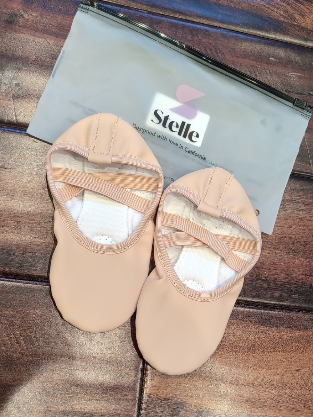 BRAND NEW Kids Ballet Flats in Blush Pink